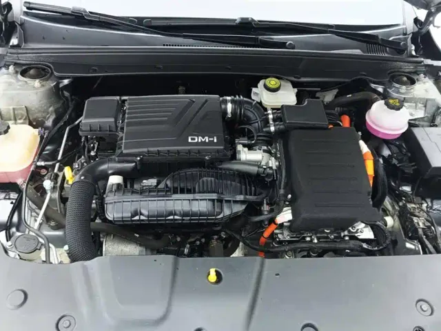 BYD Qin PLUS — Фото автомобиля 10