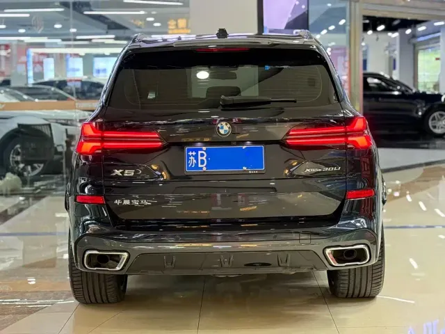 BMW X5 — Фото автомобиля 4