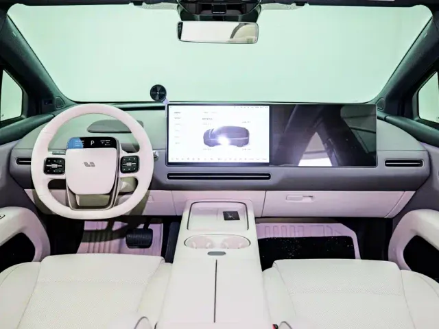 Li Auto i6 — Фото автомобиля 12