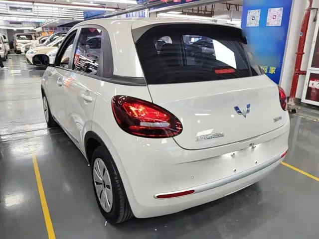 Wuling Bingo — Фото автомобиля 4