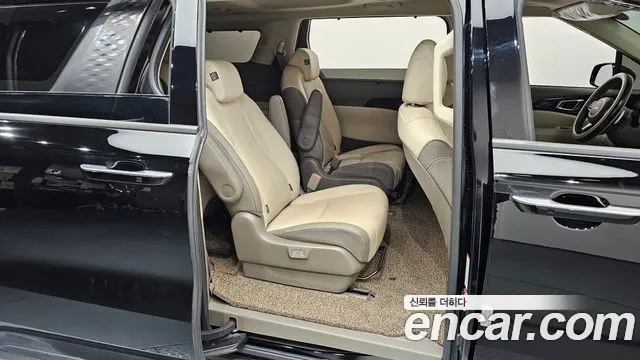 Kia Carnival 4th Gen — Фото автомобиля 17