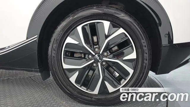 Kia EV6 — Фото автомобиля 18