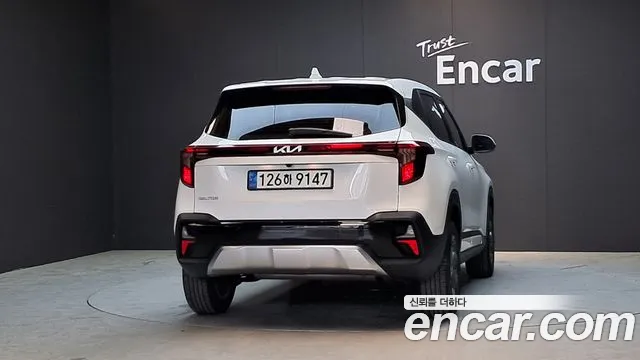 Kia Seltos Новый Seltos Бензин 1.6 турбо 2WD — Фото автомобиля 4