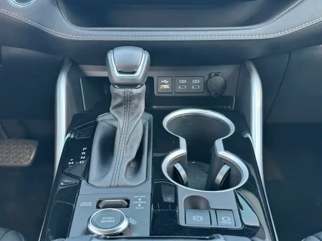 Toyota Highlander — Фото автомобиля 8
