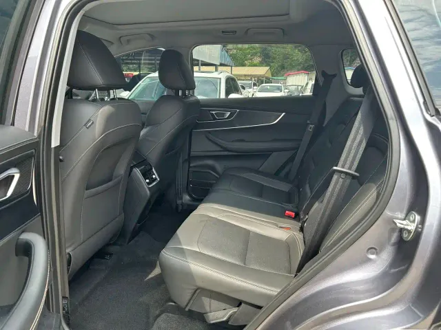 Chery Tiggo 8 — Фото автомобиля 5