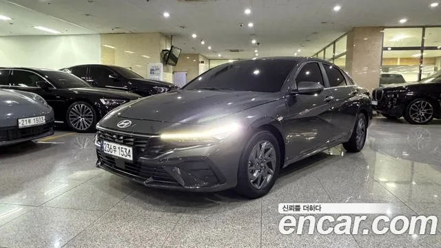 Фотография автомобиля — Hyundai Avante CN7