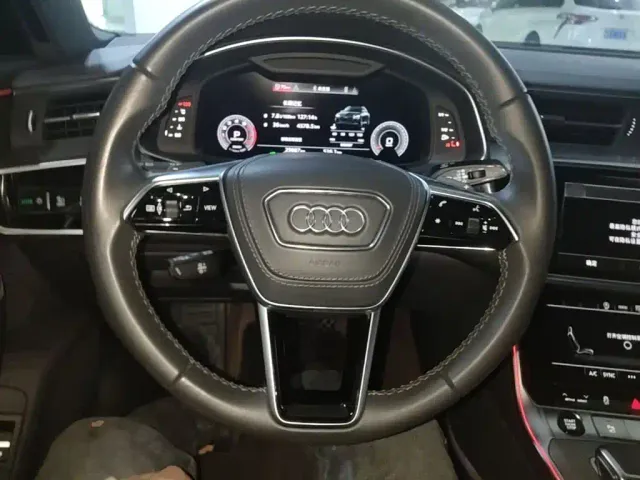 Audi A6L — Фото автомобиля 10