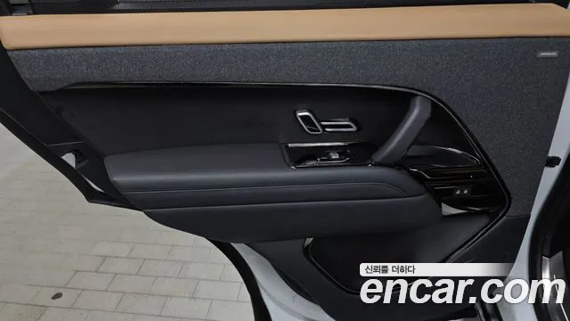 Land Rover Range Rover Sport — Фото автомобиля 24