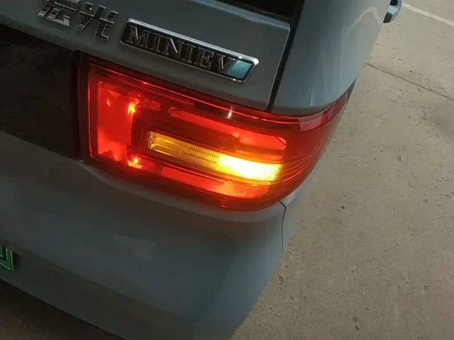 Wuling Hongguang Mini EV — Фото автомобиля 7