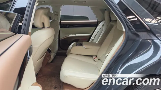 Hyundai Grandeur GN7 — Фото автомобиля 16