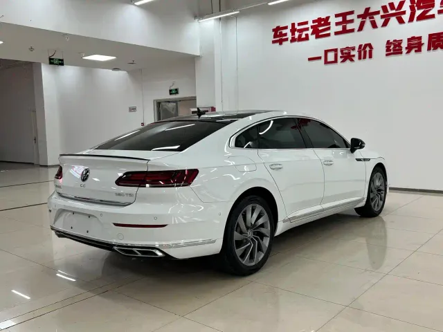Volkswagen CC — Фото автомобиля 7