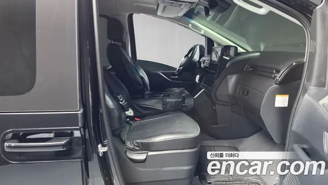 Hyundai Staria — Фото автомобиля 17