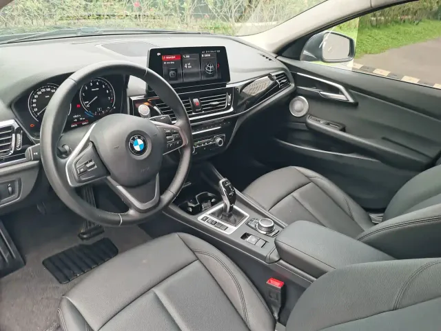 BMW 1 Series — Фото автомобиля 10