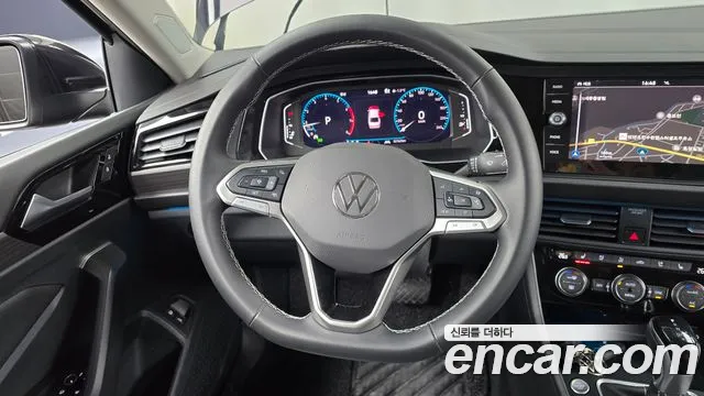 Volkswagen Jetta — Фото автомобиля 13