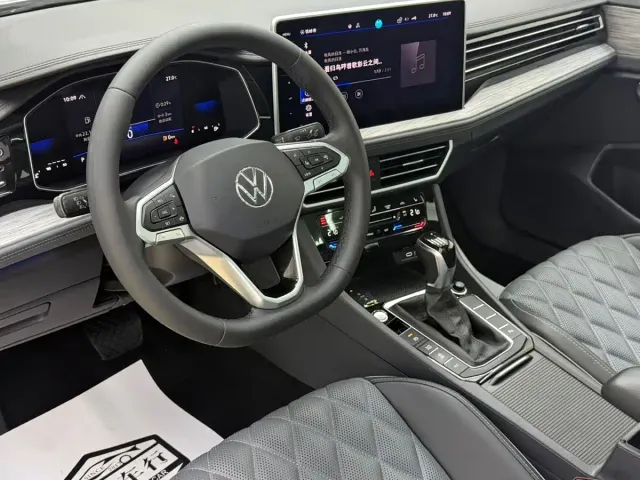 Volkswagen Sagitar — Фото автомобиля 7