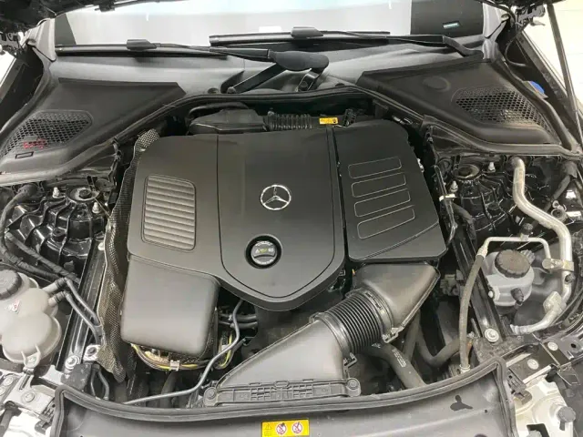 Mercedes-Benz E-Class — Фото автомобиля 19