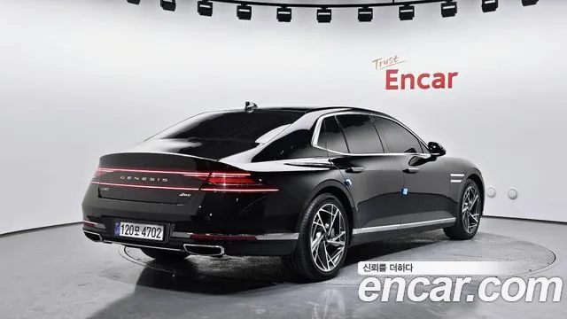 Genesis G90 Бензин 3.5 турбо AWD — Фото автомобиля 2