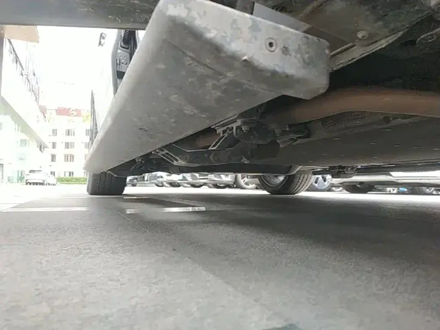 Li Auto L9 — Фото автомобиля 20