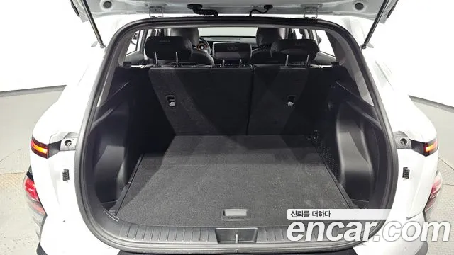 Hyundai Kona SX2 — Фото автомобиля 23