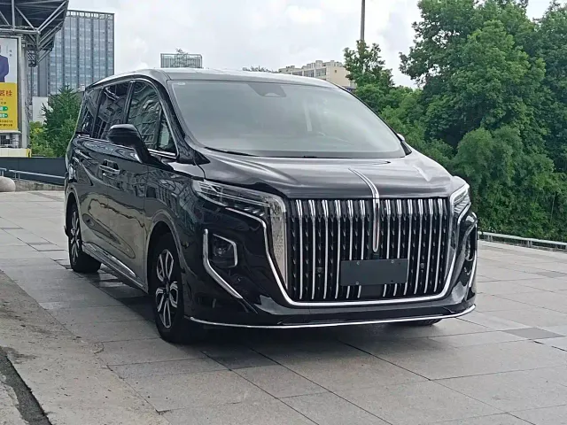 Hongqi HQ9 — Фото автомобиля 3