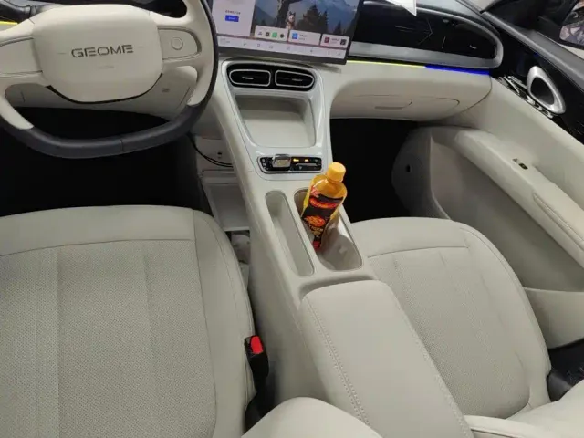 Geely Galaxy Starry Wish 2026 Edition 410km Freedom Version — Фото автомобиля 16
