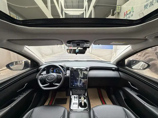 Hyundai Tucson — Фото автомобиля 8