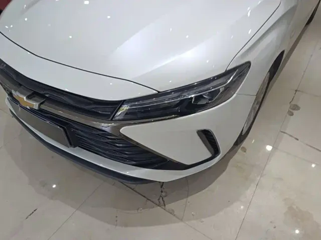 Chevrolet Monza — Фото автомобиля 23