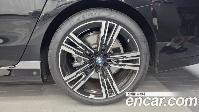 BMW 7-Series 7 серия (G70) — Фото автомобиля 18