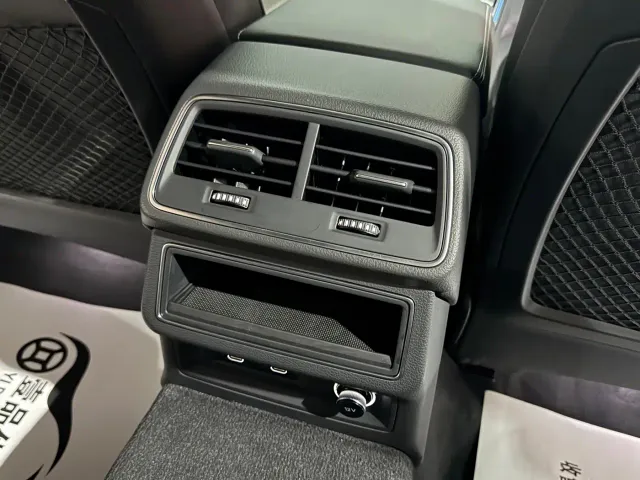 Audi A6L — Фото автомобиля 15