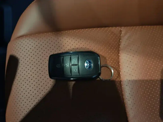 Toyota Sienna — Фото автомобиля 8