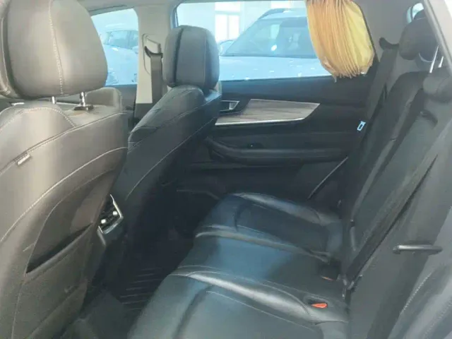 Chery Tiggo 8 — Фото автомобиля 16