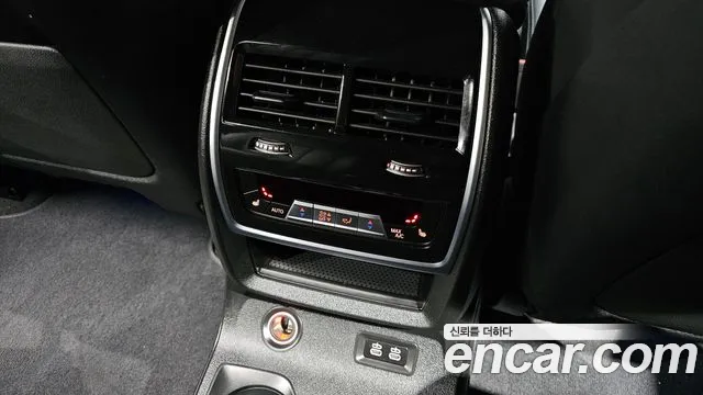 BMW X7 — Фото автомобиля 30