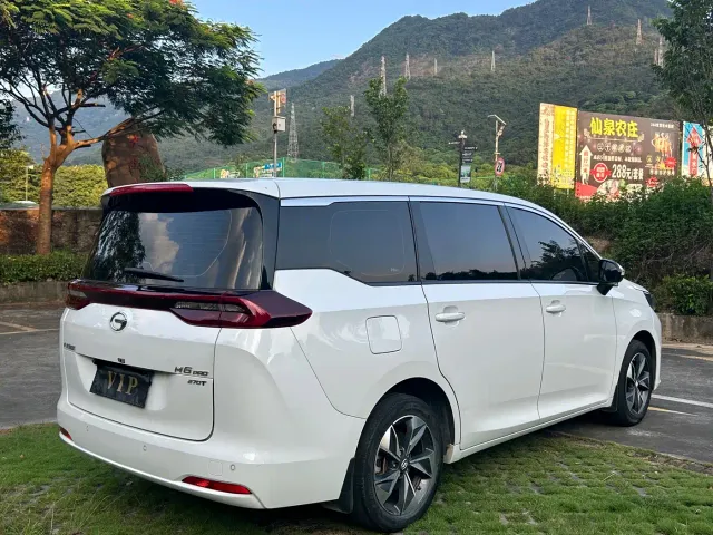 GAC Trumpchi M6 — Фото автомобиля 15