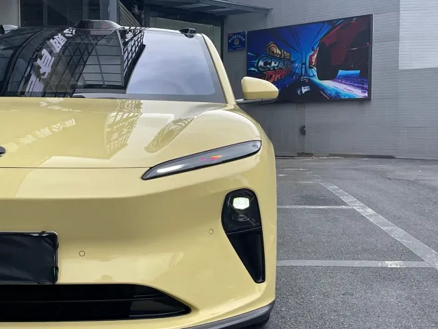 Nio ET5 — Фото автомобиля 9