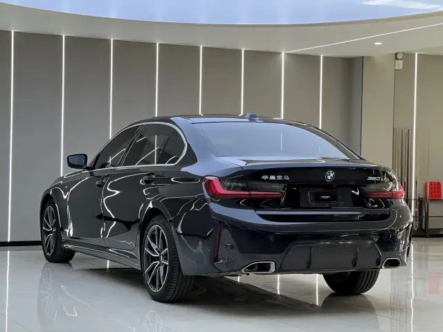 BMW 3 Series — Фото автомобиля 18