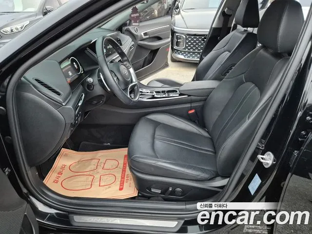 Hyundai Sonata — Фото автомобиля 12