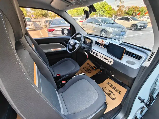 Wuling Hongguang Mini EV — Фото автомобиля 8