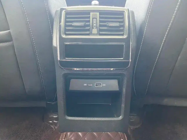 Skoda Superb — Фото автомобиля 17
