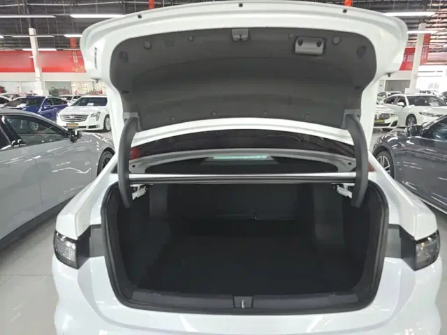 BYD Seal 05 DM-i — Фото автомобиля 14