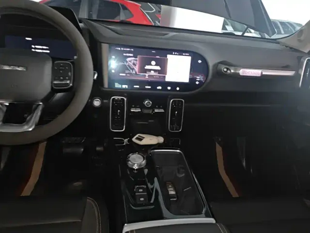 Haval Big Dog — Фото автомобиля 9