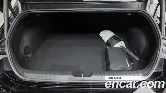 Hyundai Ioniq 6 — Фото автомобиля 26