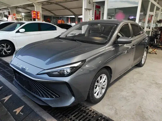 Фотография автомобиля — Roewe i5