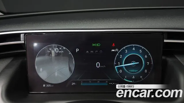 Hyundai Tucson Tucson (NX4) Бензин 1.6 турбо 2WD — Фото автомобиля 8