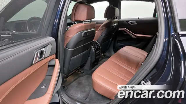 BMW X6 xDrive40i M Sport — Фото автомобиля 12