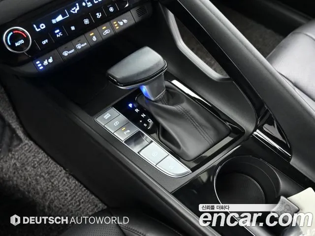 Hyundai Avante CN7 — Фото автомобиля 9