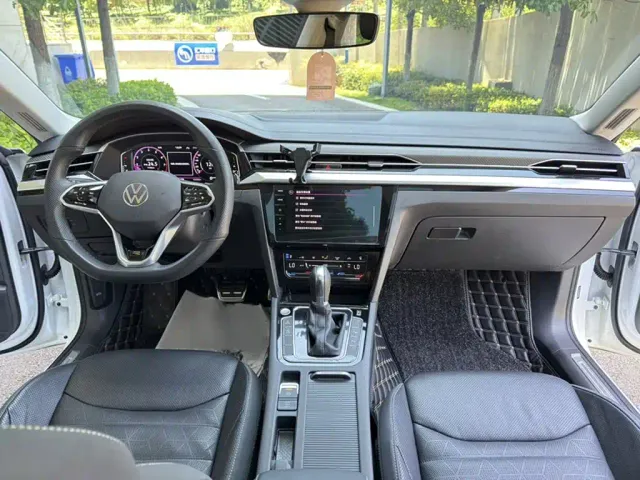 Volkswagen CC — Фото автомобиля 16
