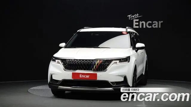 Kia Canival Carnival 4 поколение Бензин 9 мест Noblesse — Фото автомобиля 3