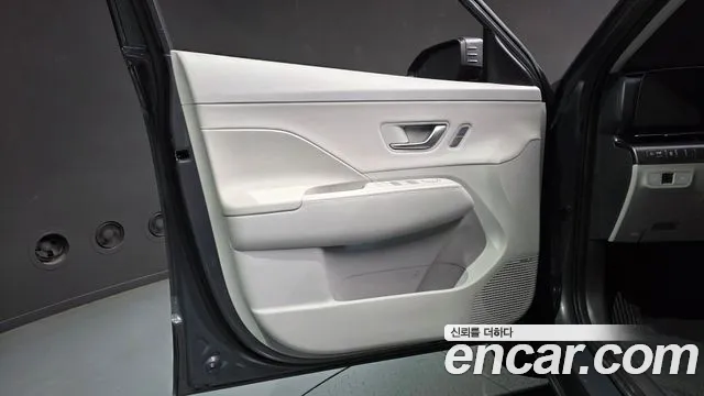 Hyundai Kona SX2 — Фото автомобиля 13