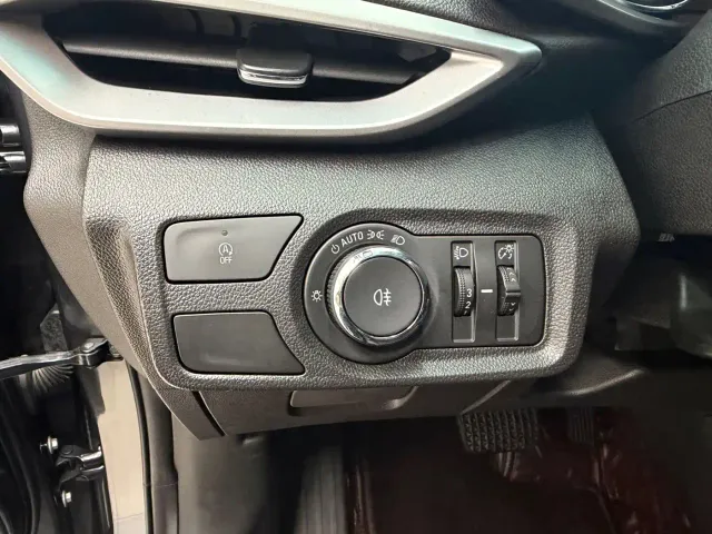 Chevrolet Orlando — Фото автомобиля 13