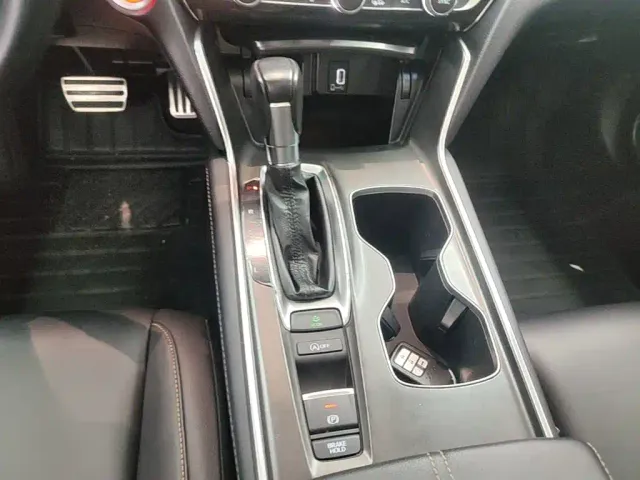 Honda Accord — Фото автомобиля 13